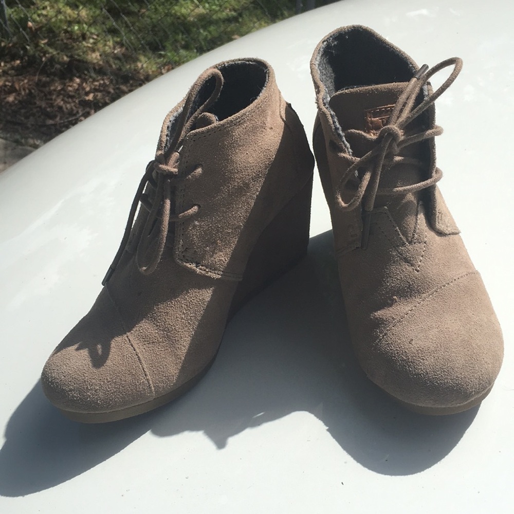 Toms Wedge Booties